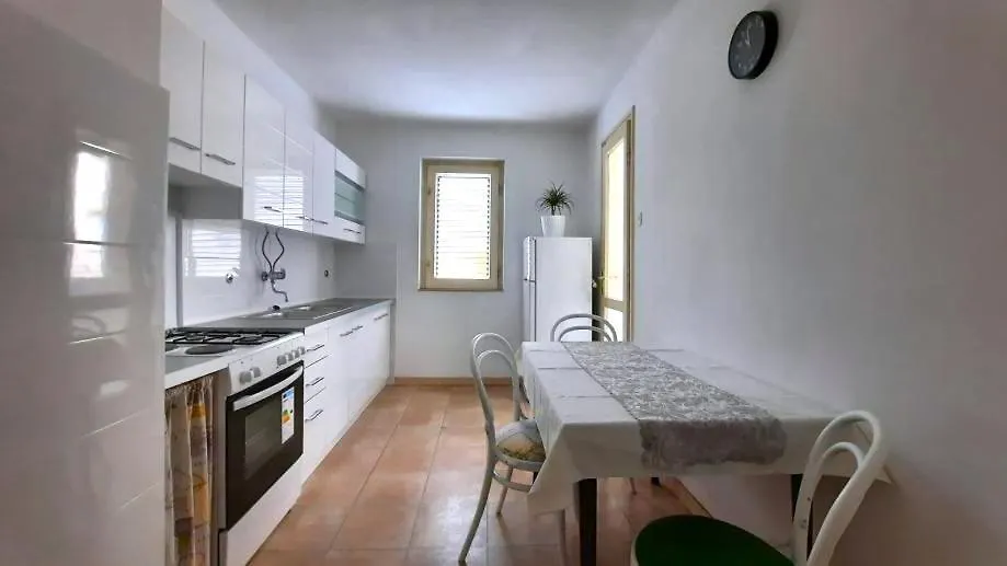 Mirko Apartment Zadar 0*,