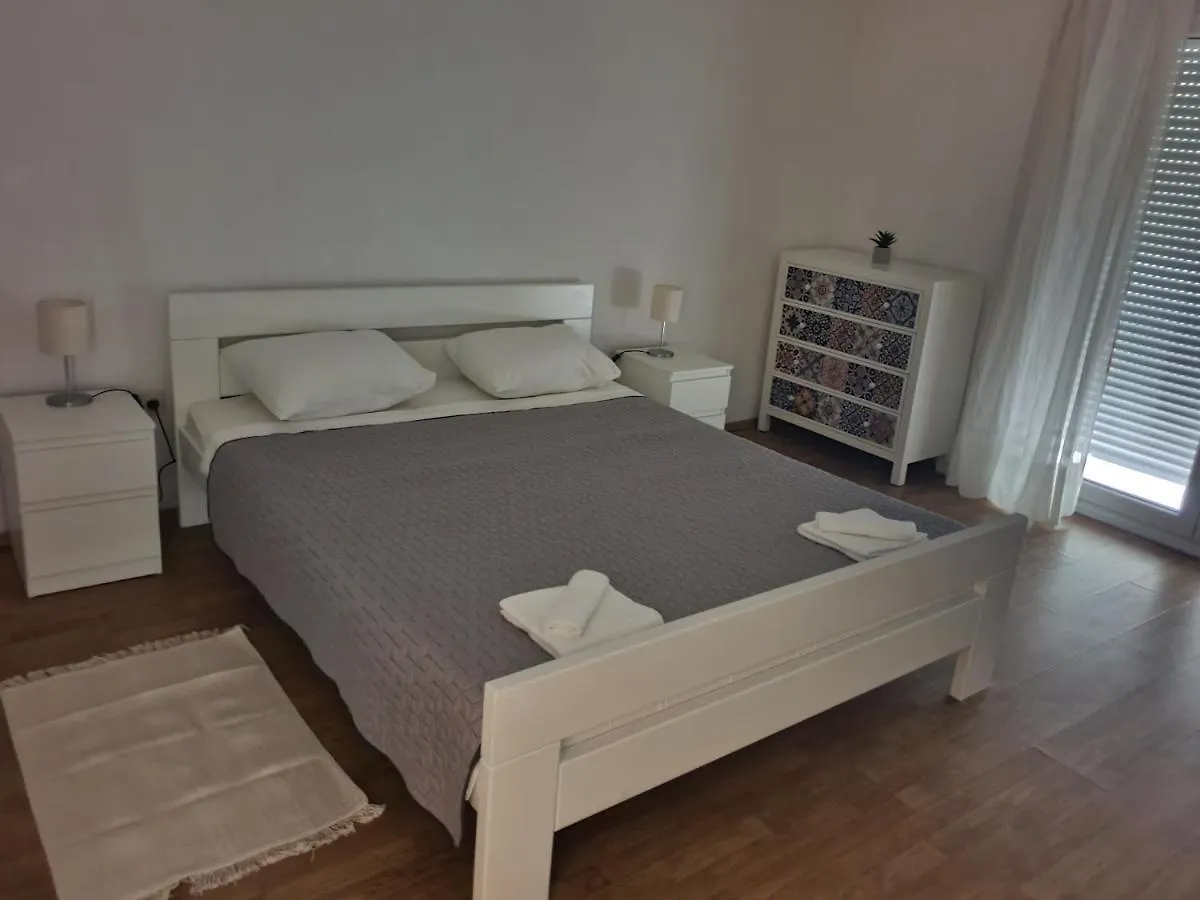 Mirko Apartment Zadar